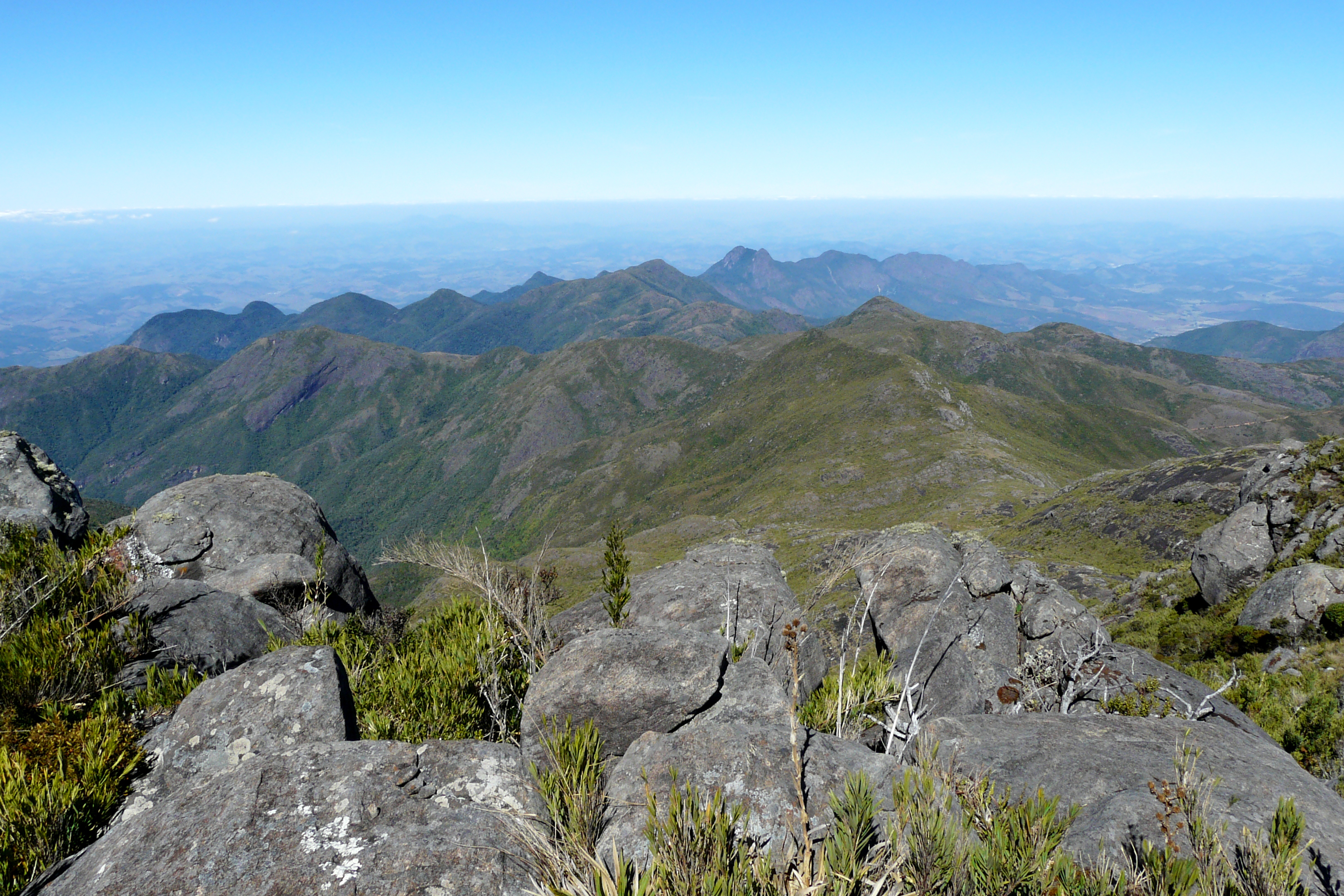 Hiking Pico da Bandeira